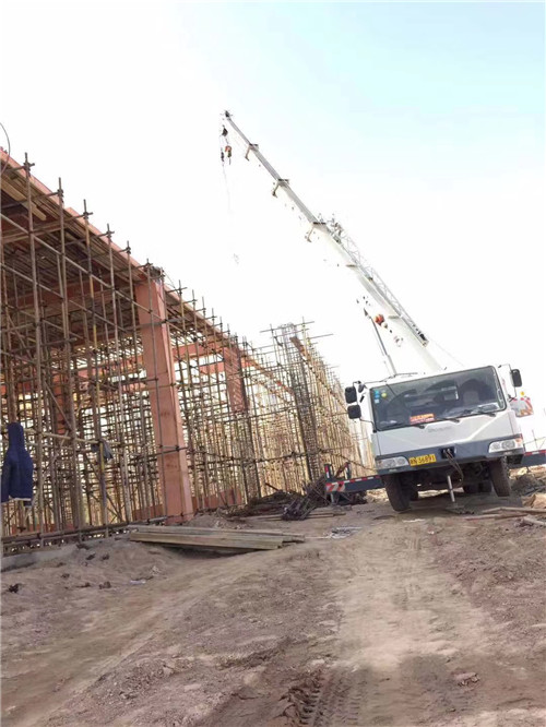 隆尧县25 吨、50 吨吊车怎么选？多大重量 / 半径适合对应车型？